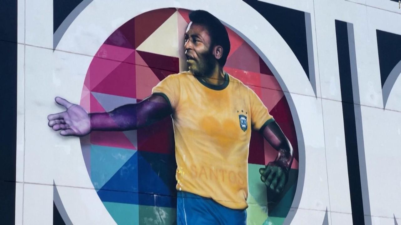 CNNE 1312190 - el tributo de un artista brasileno a pele