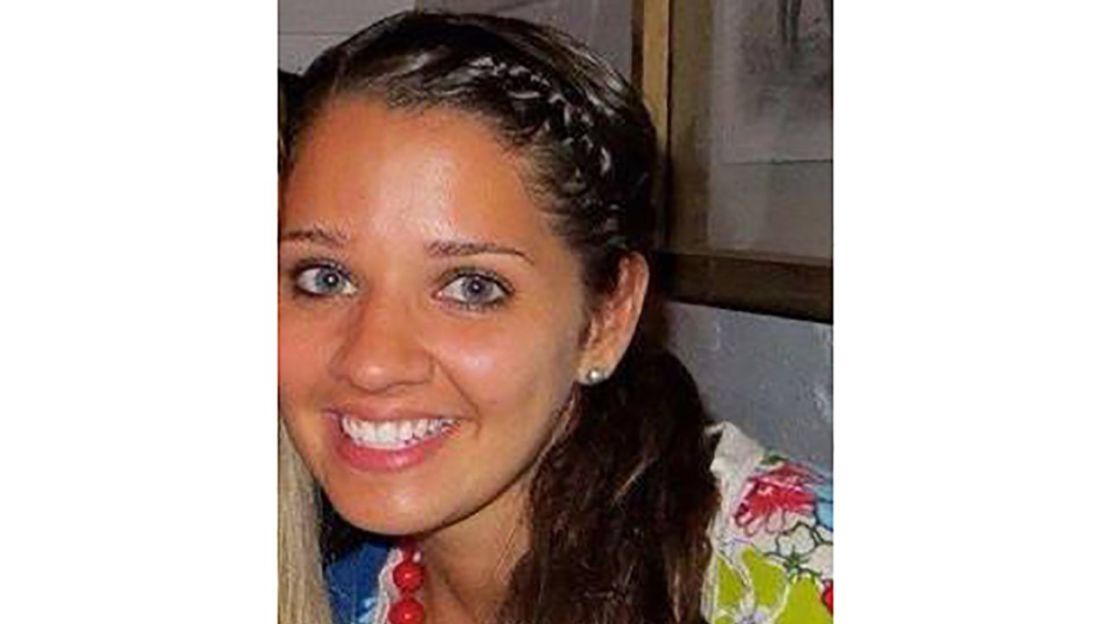 Victoria Soto murió mientras intentaba proteger a sus alumnos.