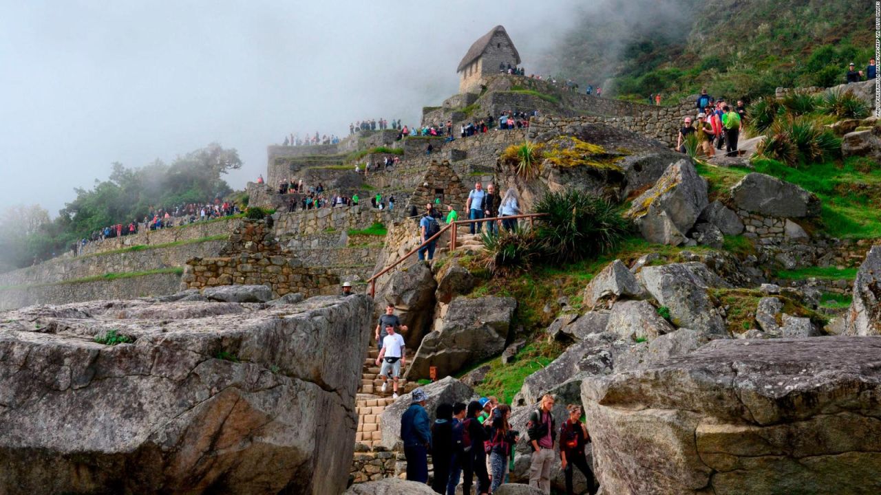 CNNE 1315633 - ¿como evacuar a los turistas atrapados en machu picchu?