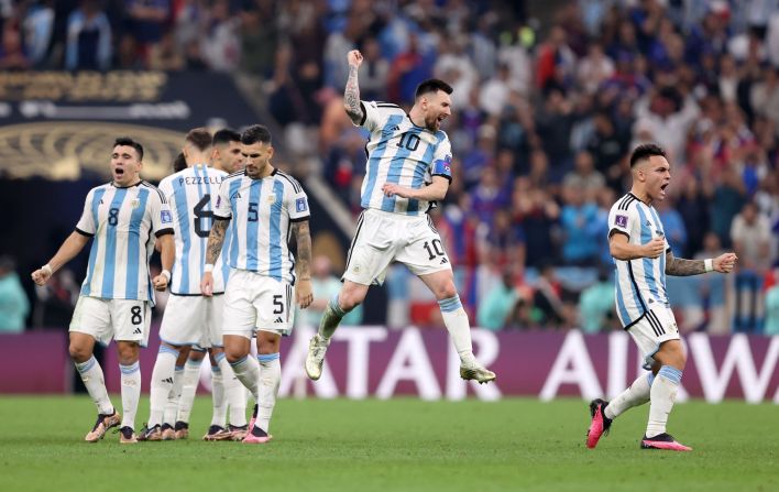 Argentina lo consiguió. Messi lo consiguió. Enorme triunfo de la albiceleste, que logra su tercera Copa del Mundo en su historia.