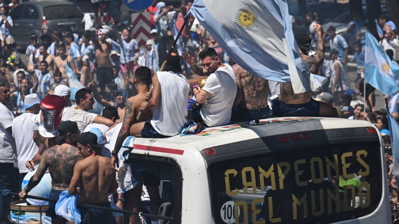 CNNE 1317122 - argentina-fbl-wc-2022-fans