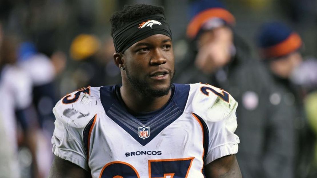 El corredor Ronnie Hillman ganó el Super Bowl con los Denver Broncos en 2015.