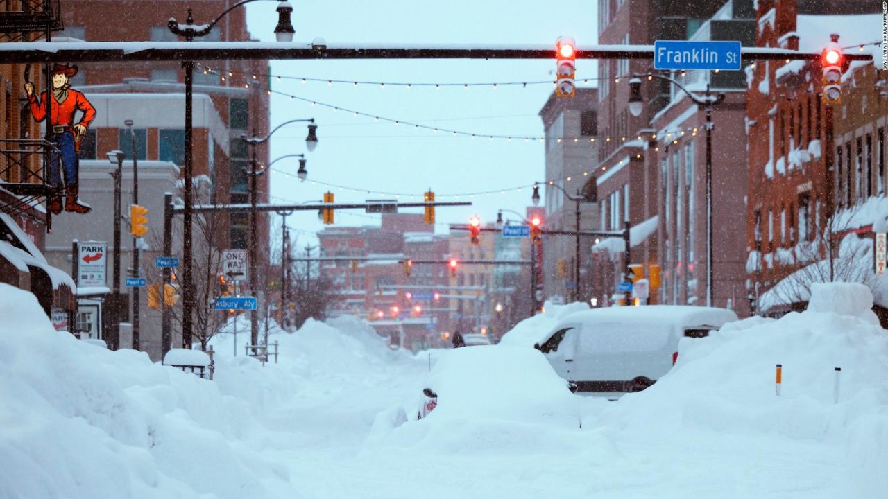 CNNE 1319110 - al menos 27 muertos en nueva york tras tormenta invernal