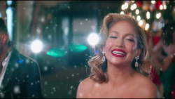 CNNE 1319588 - asi fue como jennifer lopez celebro la navidad