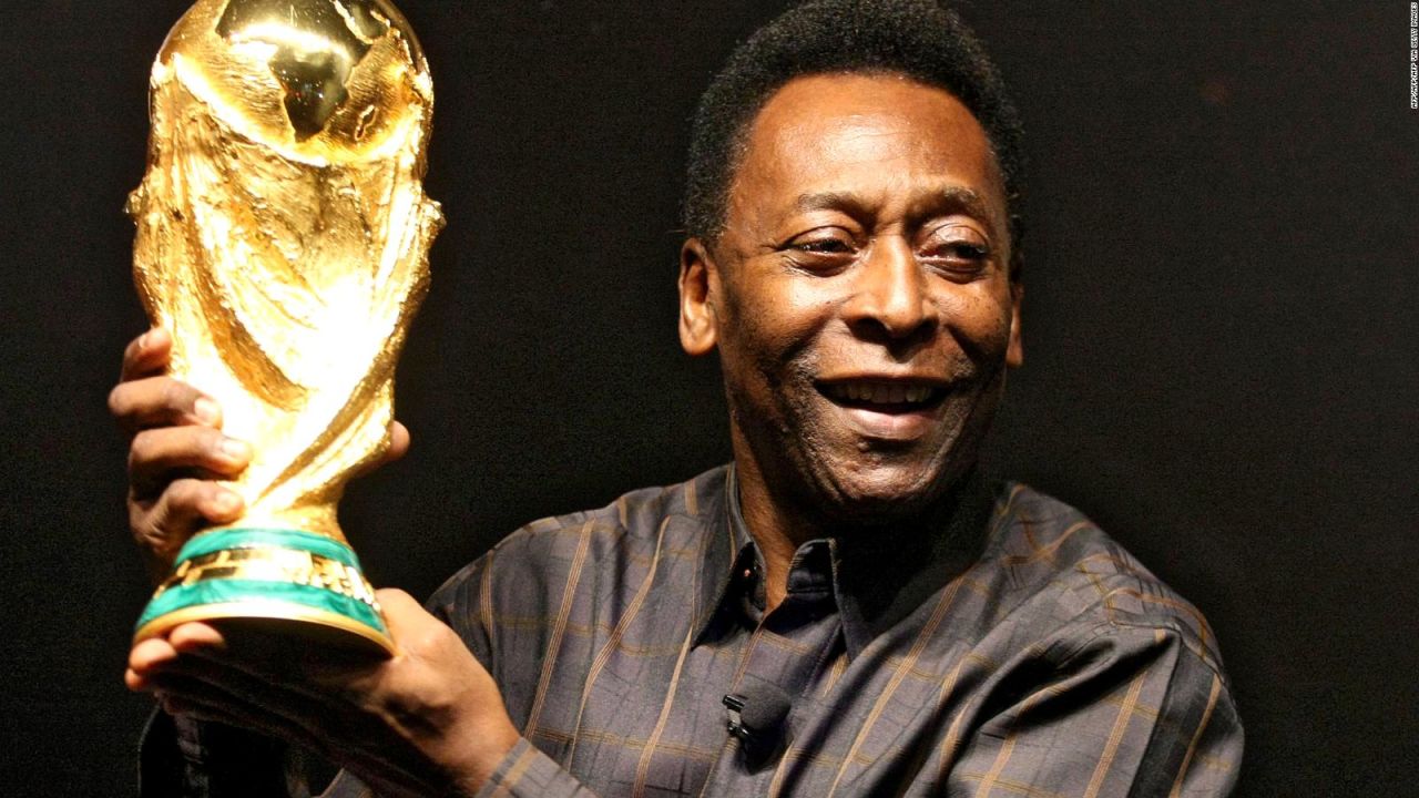 CNNE 1320752 - ¿como era ver jugar a pele?