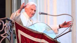 CNNE 1321116 - asi renuncio joseph ratzinger al cargo de lider de la iglesia