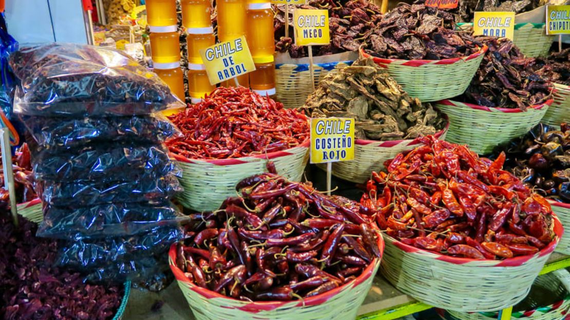 Oaxaca produce la mayor parte del mezcal del mundo.Spacewalk/iStockphoto/Getty Images