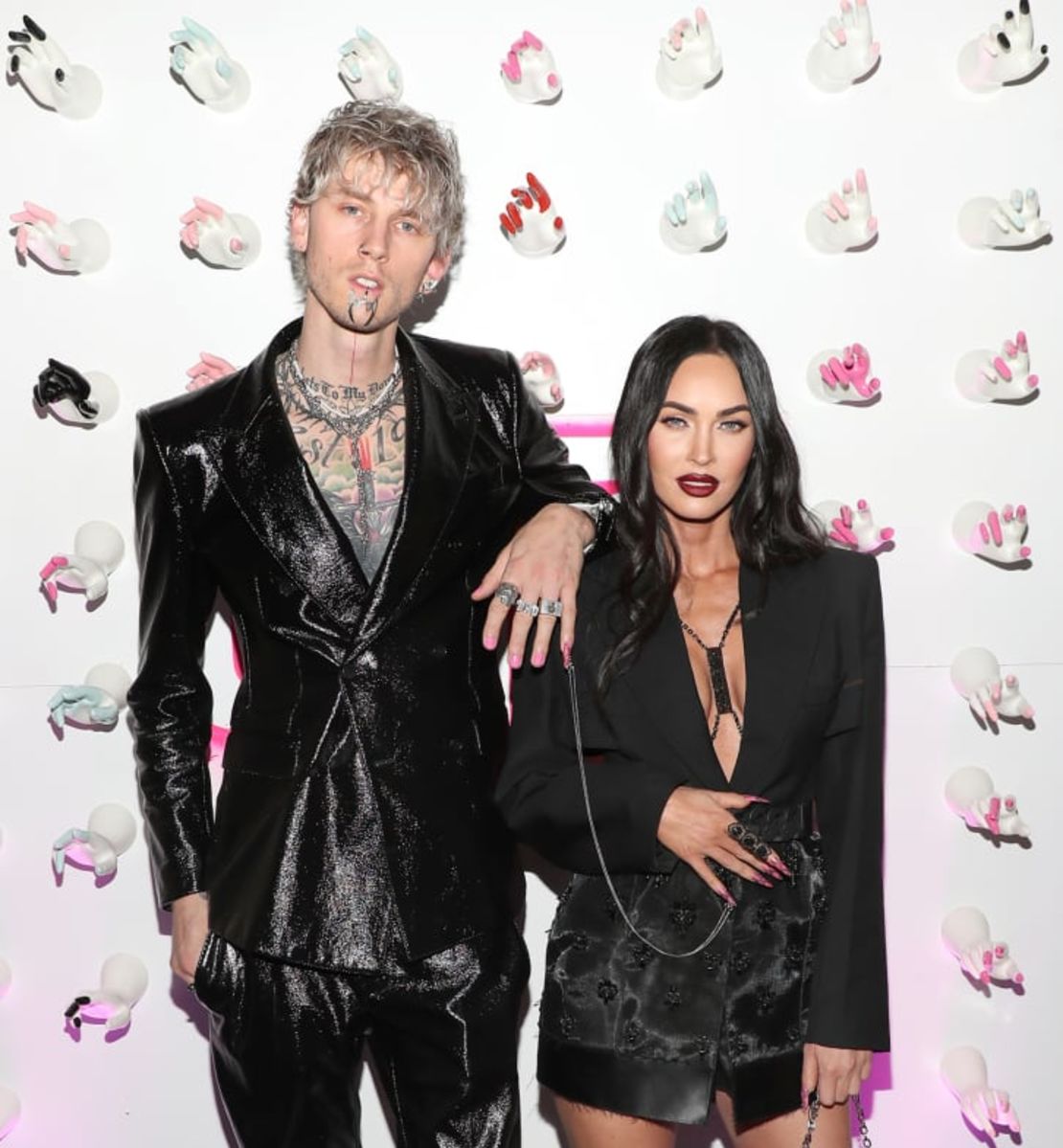 Machine Gun Kelly también ha desarrollado una línea de esmaltes de uñas sin género. Crédito: Jerritt Clark/Getty Images