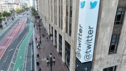 CNNE 1322858 - demandan a twitter por no pagar alquiler