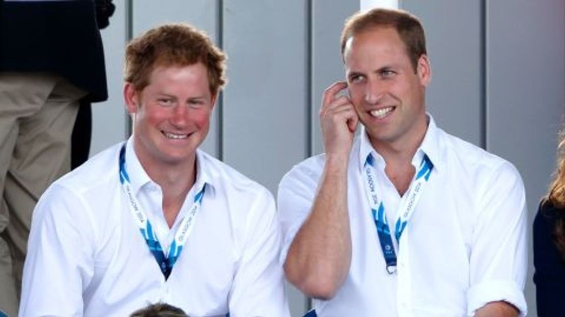 El príncipe Harry y el príncipe William en 2014.