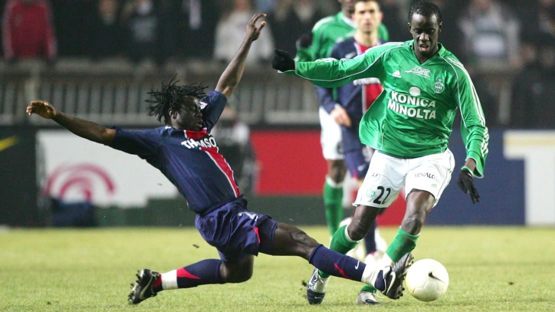 M'Bami estuvo tres temporadas en el Paris-Saint-Germain.