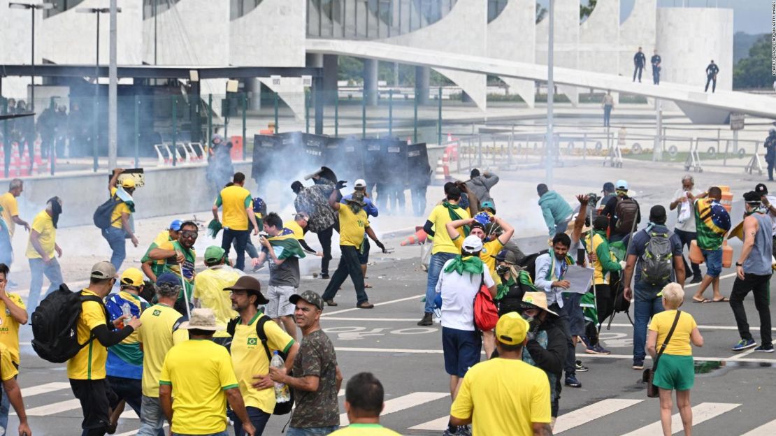 Distubrios en edificios gubernamentales registrados el 8 de enero en Brasilia.