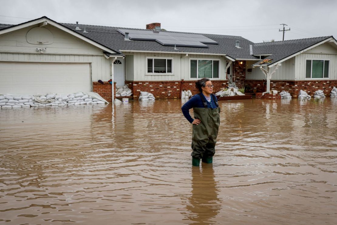 CNNE 1325818 - 230110093422-03-california-severe-weather-gallery