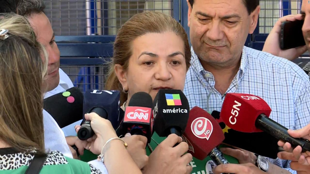 CNNE 1325841 - graciela sosa- "hace tres anos le di el ultimo abrazo a mi hijo"