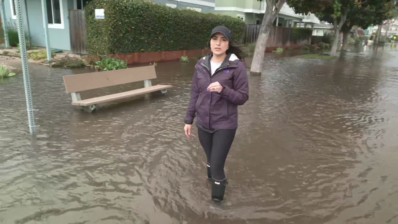 CNNE 1325888 - inundaciones en california afectan a los residentes de santa cruz