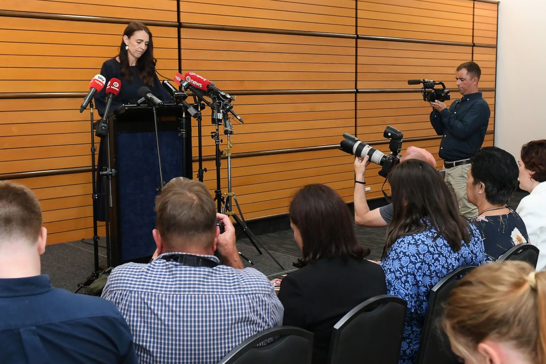 La primera ministra de Nueva Zelandia, Jacinda Ardern, anunciando su renuncia el 19 de enero de 2023 en Napier