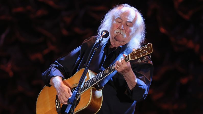 David Crosby, legendario cantante y compositor, y uno de los fundadores de Byrds y de Crosby, Stills & Nash, murió a los 81 años, anunció su familia el 19 de enero de 2023.