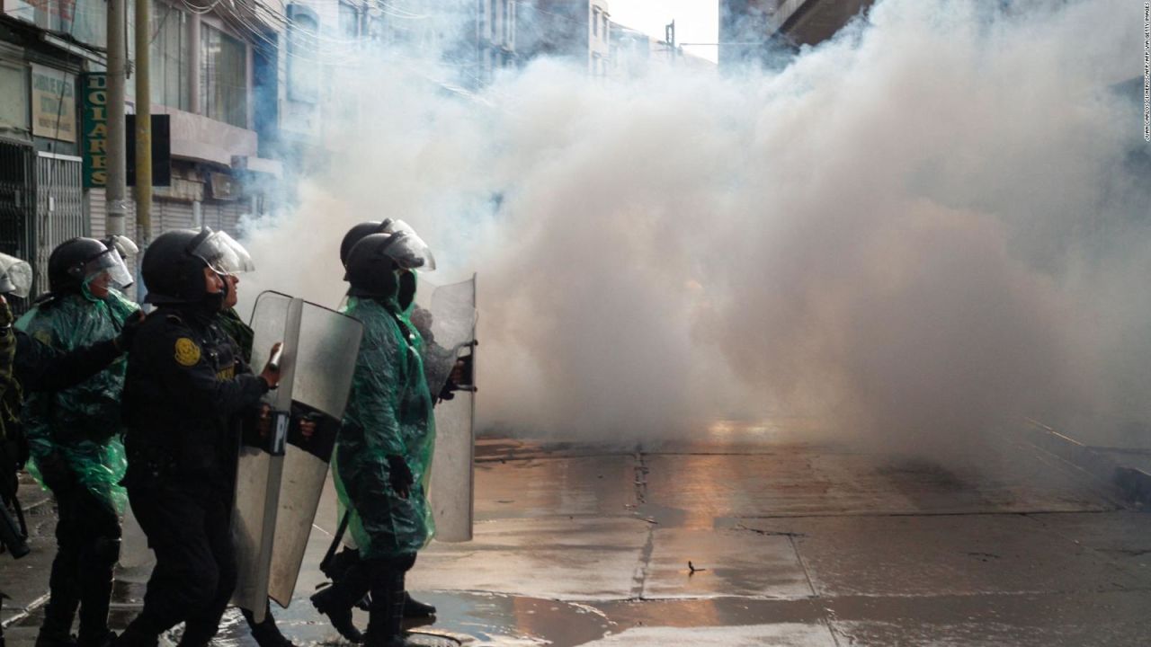 CNNE 1334139 - se intensifican las protestas en peru