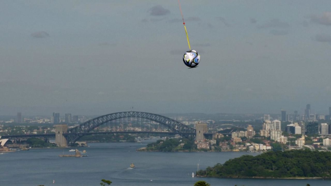 CNNE 1335873 - presentacion unica para el balon del mundial femenino 2023