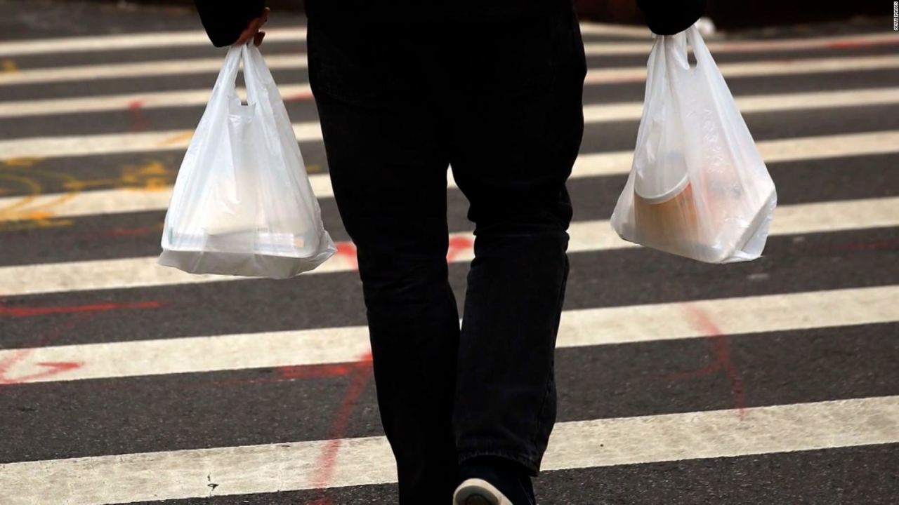 CNNE 1336562 - te explicamos los plasticos que va a prohibir nueva york
