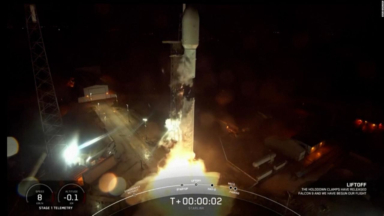 CNNE 1336671 - asi fue el lanzamiento de 56 satelites starlink de spacex