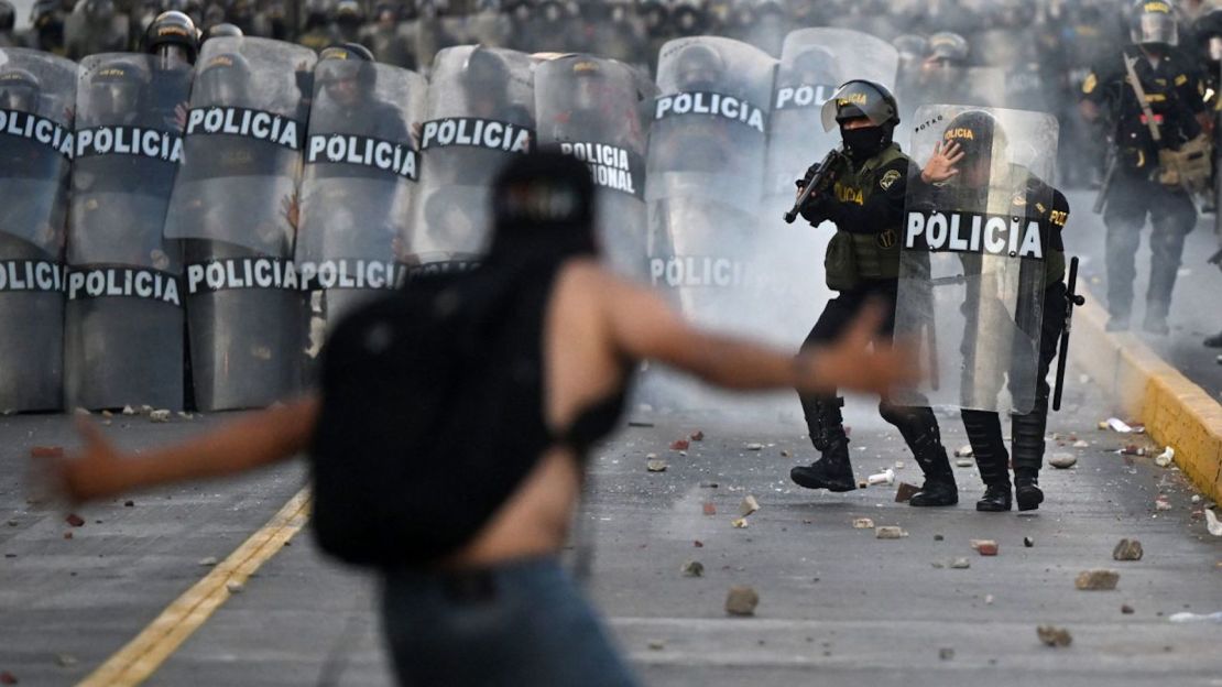 El país se ha visto sacudido por las protestas más violentas en décadas tras la destitución del expresidente Pedro Castillo.