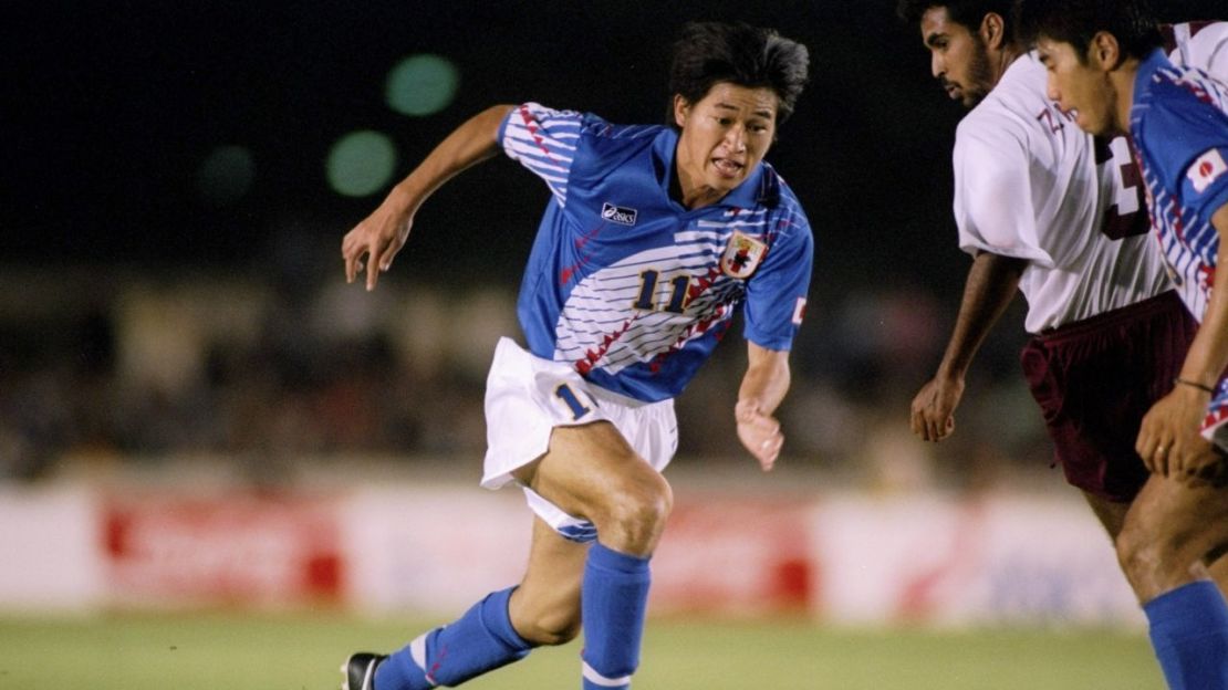 Kazuyoshi Miura jugando con Japón en los Juegos Asiáticos de 1994.