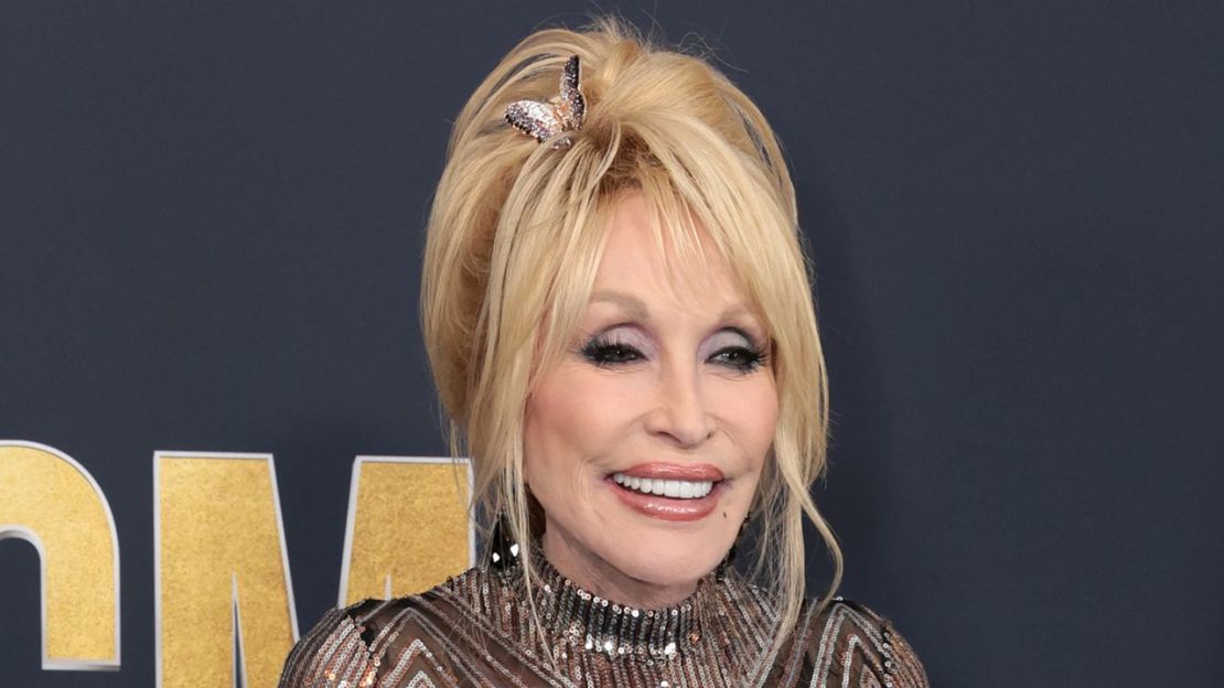 Resistirse a los encantos de Dolly Parton es una tarea casi imposible.