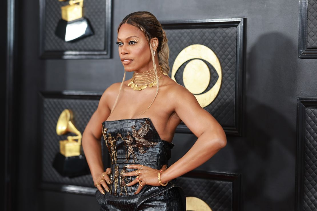 CNNE 1341393 - 65th grammy awards - arrivals