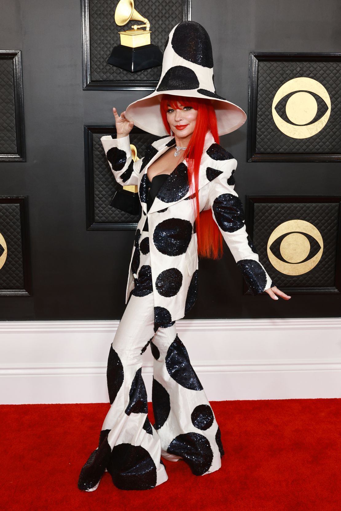 CNNE 1341424 - 65th grammy awards - arrivals