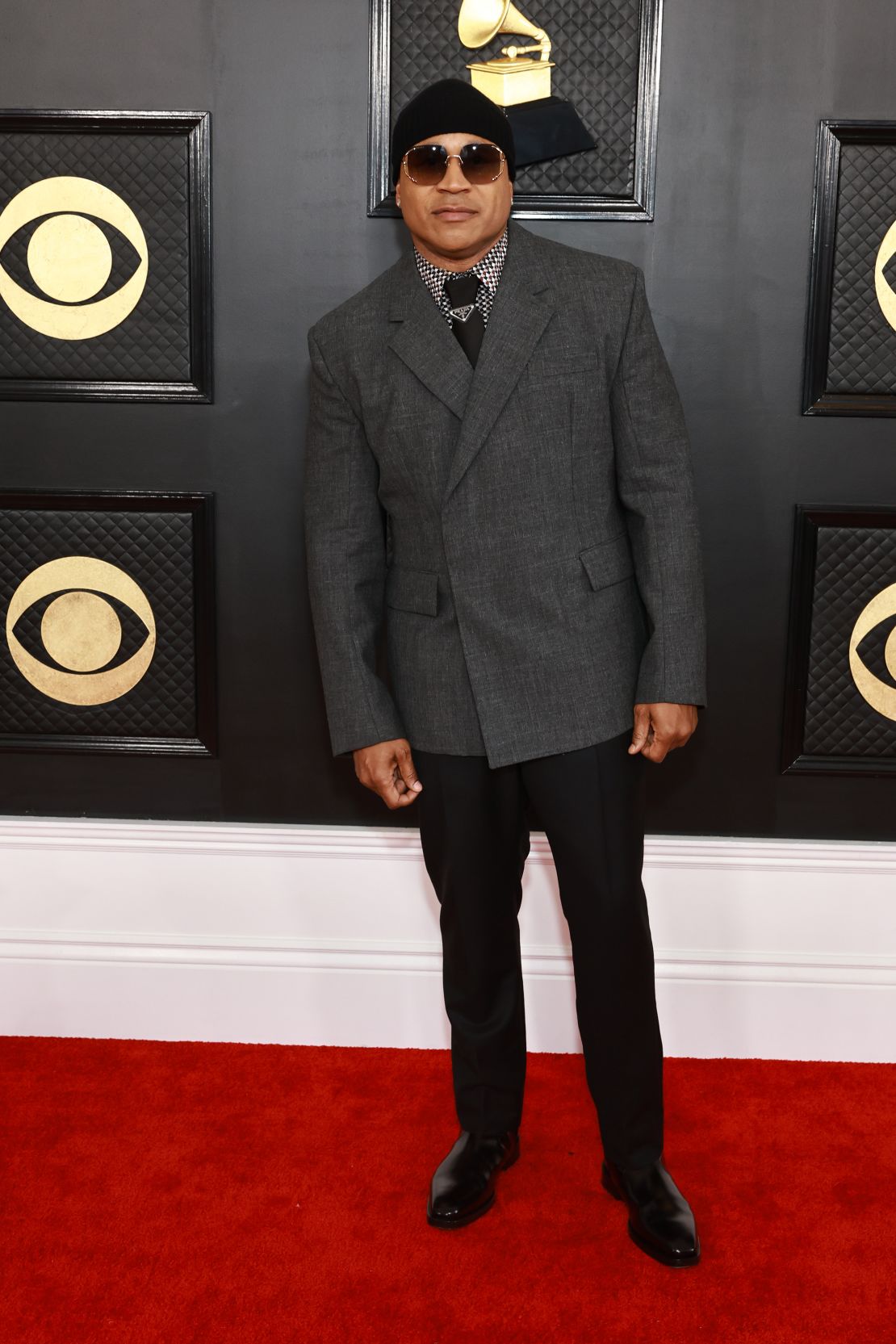 CNNE 1341429 - 65th grammy awards - arrivals