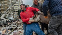 CNNE 1342322 - hasta 20-000 muertos por los terremotos en turquia y siria, estima la onu