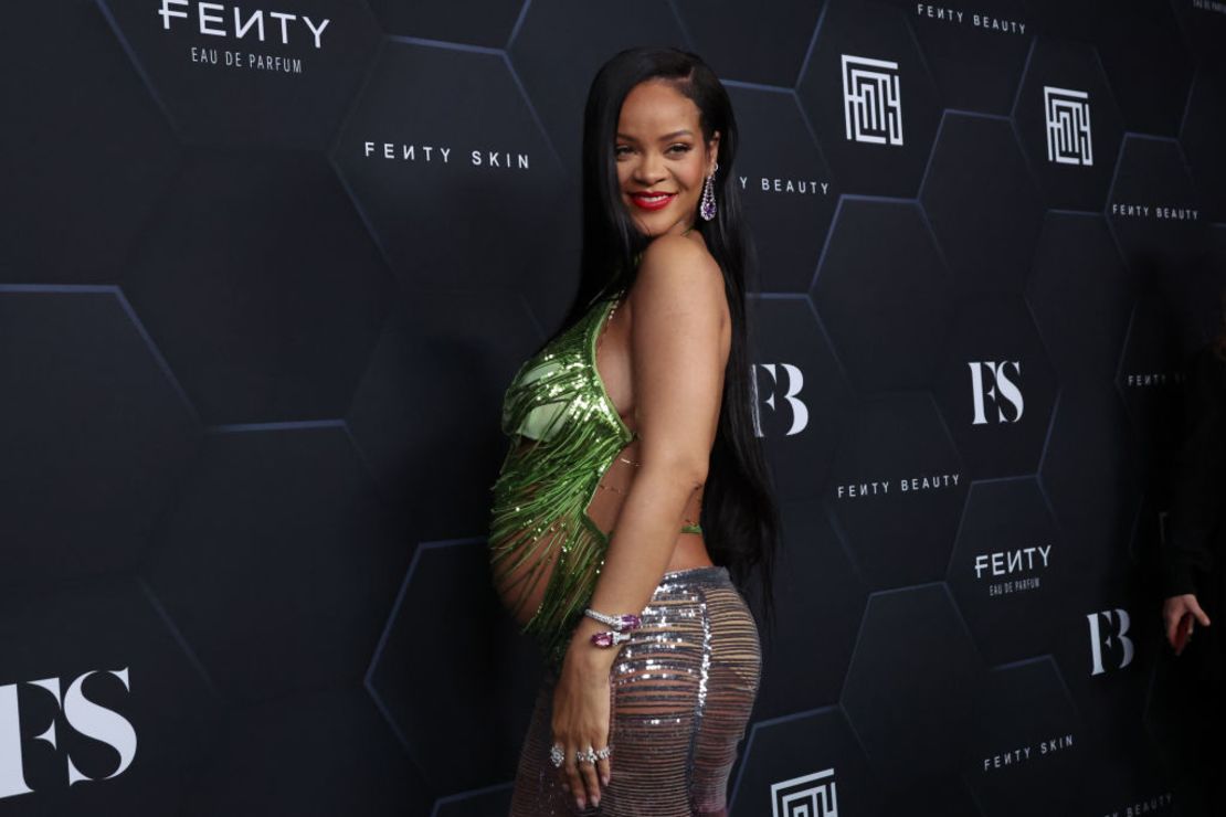 CNNE 1343929 - rihanna celebrates her beauty brands fenty beauty and fenty skin