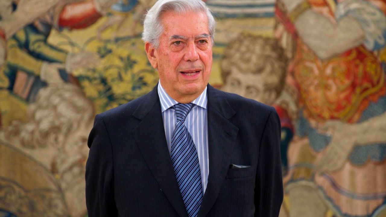 CNNE 1344425 - mario vargas llosa llega a la academia francesa