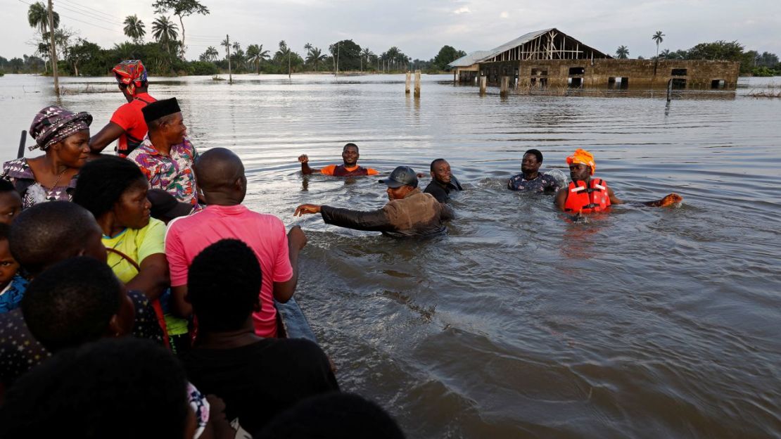 Las devastadoras inundaciones de Nigeria en 2022 aumentaron en un 80% debido al cambio climático.