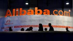 CNNE 1345399 - alibaba vende toda su participacion en paytm