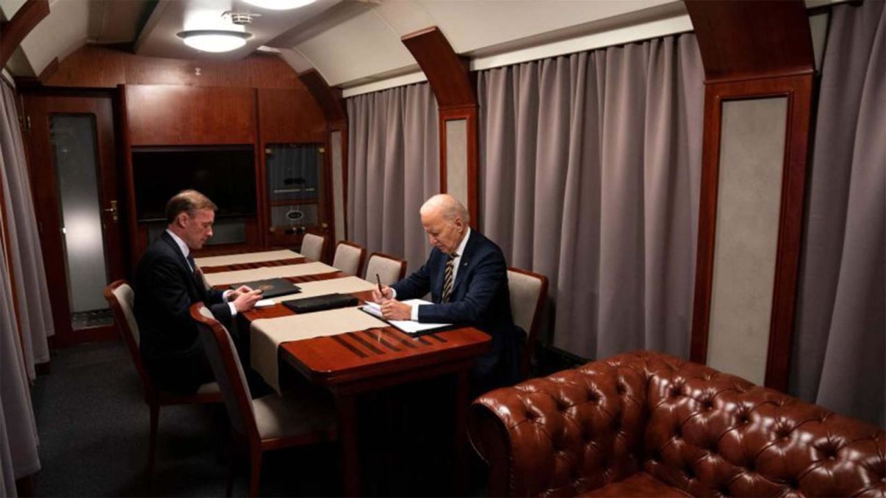 CNNE 1350341 - conoce el tren que traslado a biden en ucrania