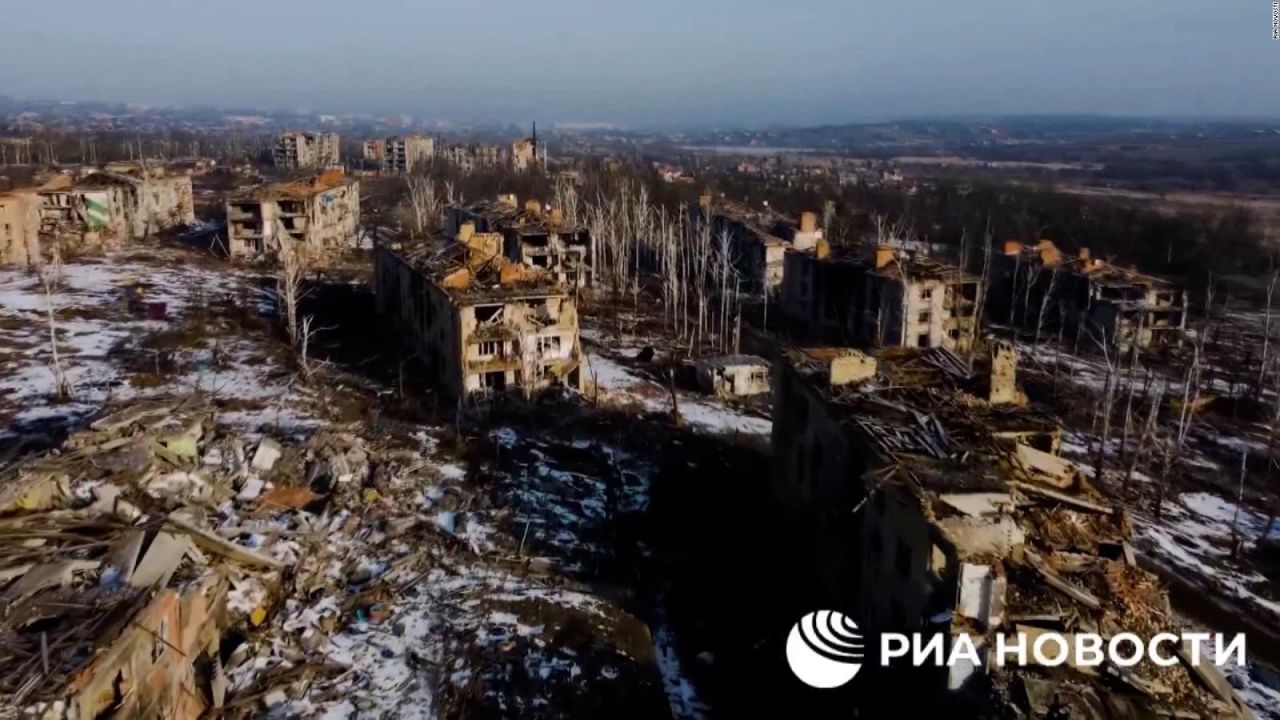 CNNE 1352864 - video de dron- el panorama en bakhmut luce apocaliptico