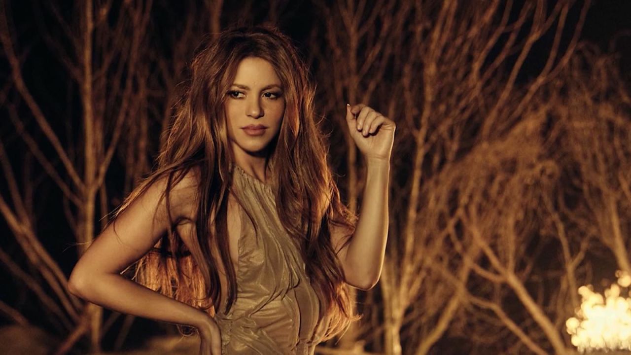 CNNE 1353134 - shakira llama a las mujeres a sentirse empoderadas