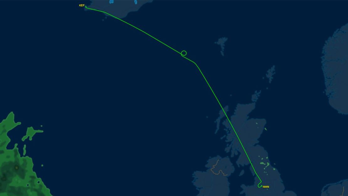 La ruta de vuelo del vuelo 1806 de easyJet de Reykjavik con destino a Manchester este lunes.