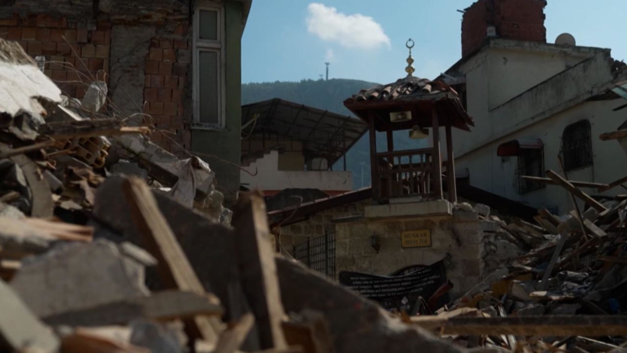 CNNE 1354189 - siglos de patrimonio arqueologico en ruinas tras el terremoto en turquia