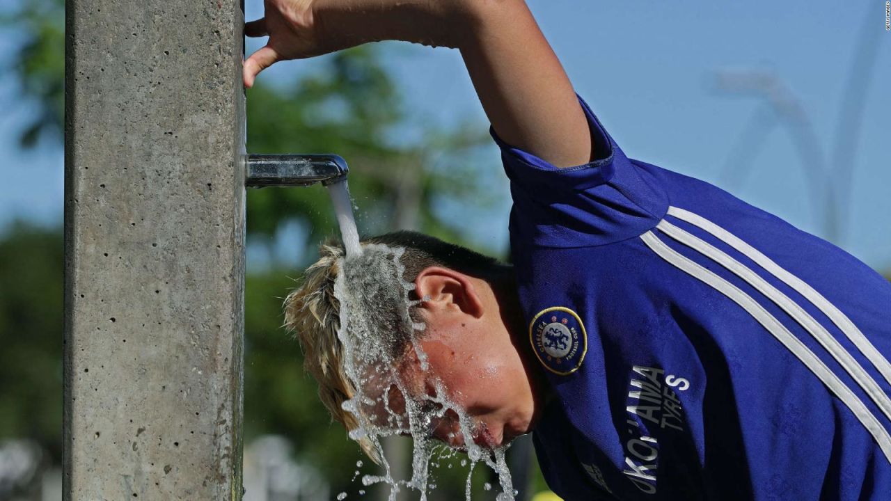 CNNE 1356414 - buenos aires vive el verano mas calurosos en 117 anos