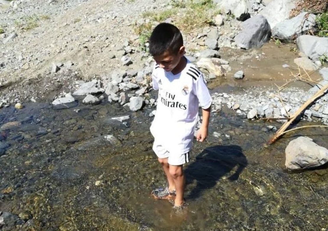 Antes de ser diagnosticado con el cáncer terminal, la pasión de Julián era el fútbol