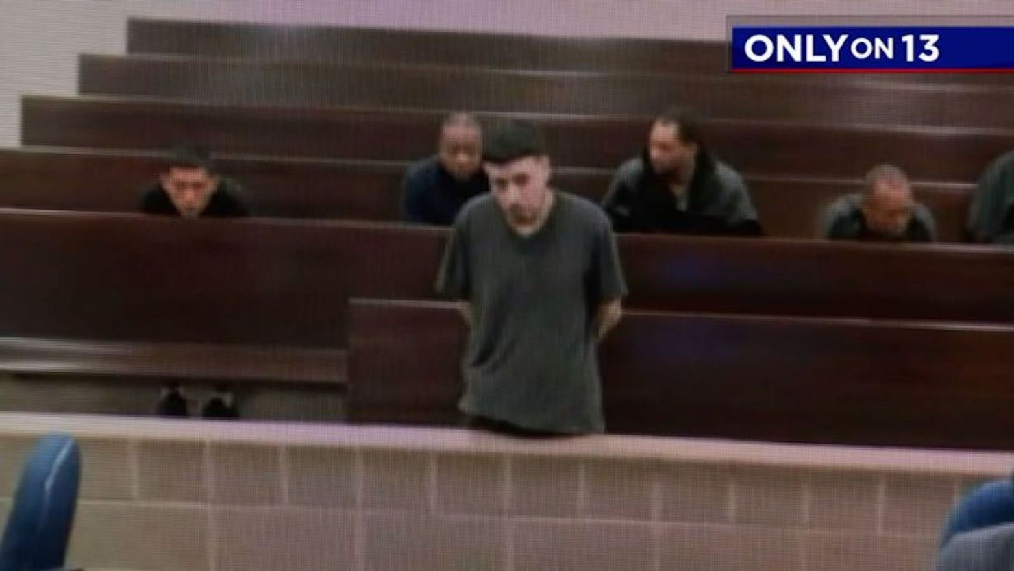 Abraham Bravo Segura, visto en la corte el 9 de marzo de 2023. KTRK, afiliada de CNN, informa que la víctima le dijo a las autoridades que él la retuvo a punta de pistola, la amenazó con matarla y ella no pudo escapar.