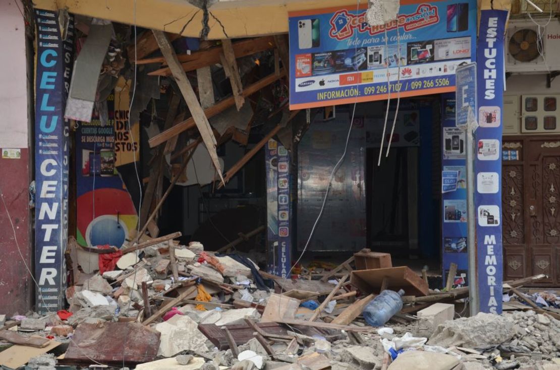 Destrozos en la ciudad de Machala, Ecuador, el 19 de marzo de 2023. Crédito: ARIEL SUAREZ/AFP via Getty Images