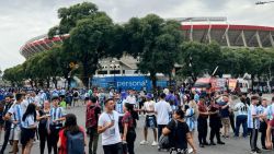 CNNE 1365081 - todos agradecidos en argentina por ver a messi