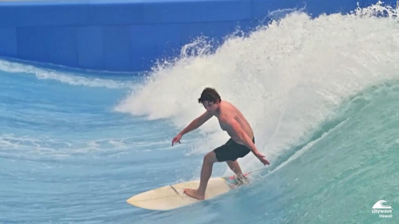 CNNE 1369197 - conoce la piscina de olas artificiales mas grande del mundo