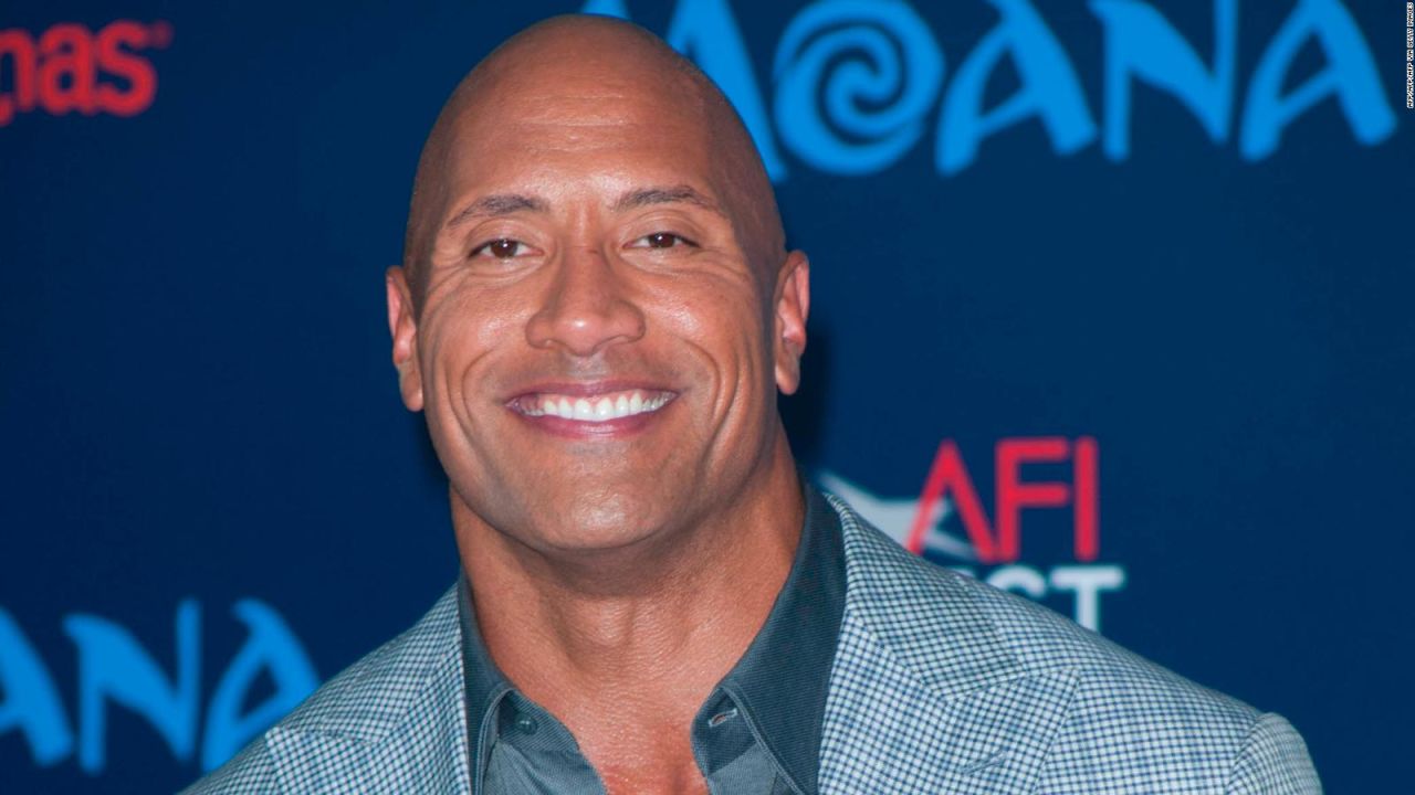 CNNE 1371324 - "the rock" dice que trabaja en nueva version de "moana" con disney