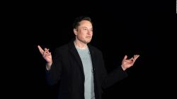 CNNE 1374556 - escucha lo que piensa elon musk sobre la posible prohibicion de tiktok