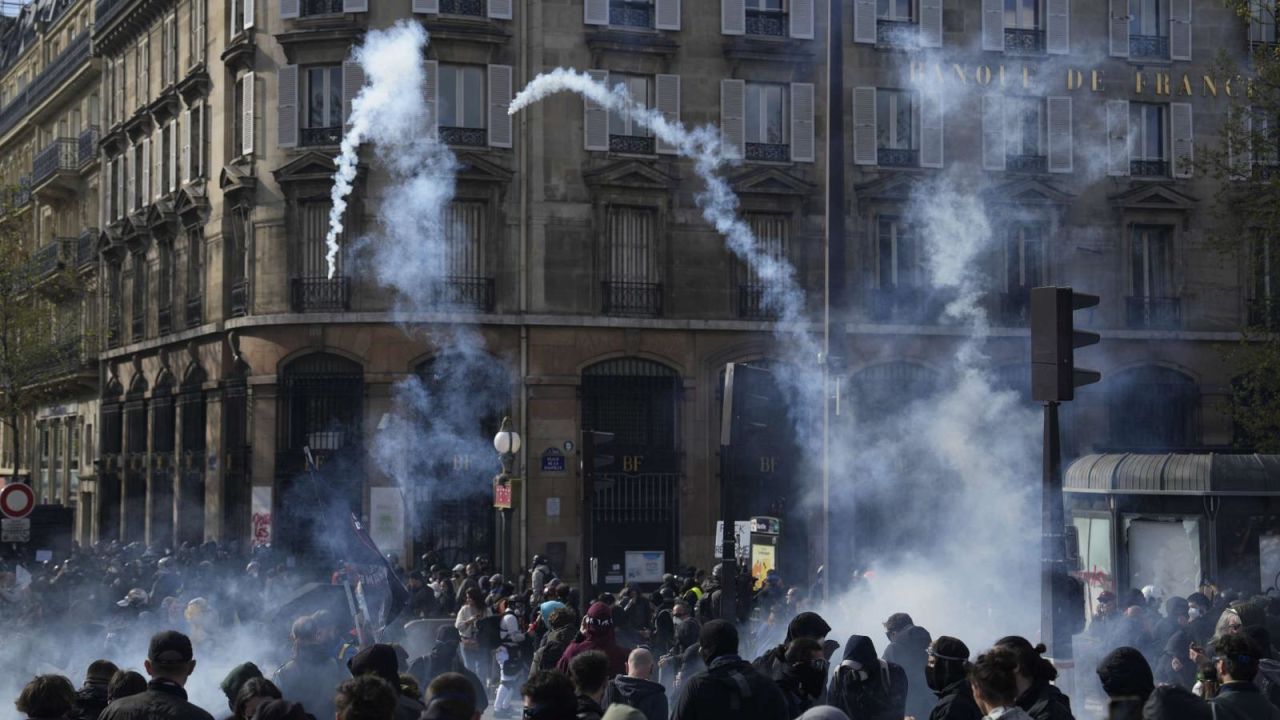 CNNE 1375576 - ¿que hay detras de la reforma de pensiones de francia?